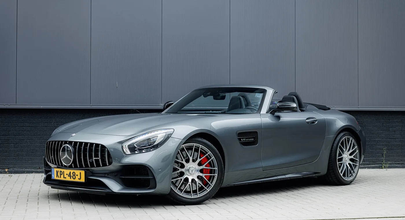 Mercedes-AMG GT C Roadster 2018 in Selenietgrijs metallic, linksvoor