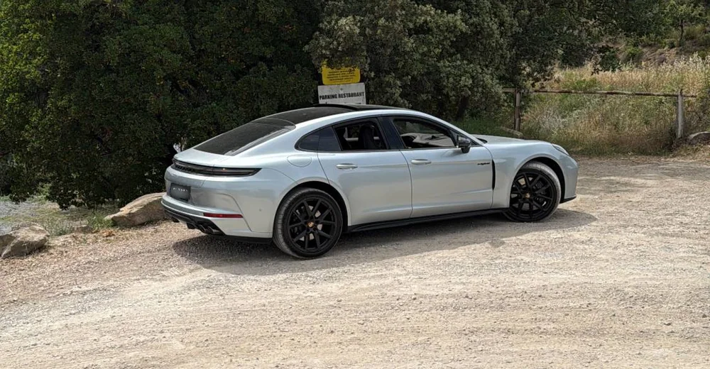 Porsche Panamera 4S 2025, gerealiseerd door PONSEN Selected Cars